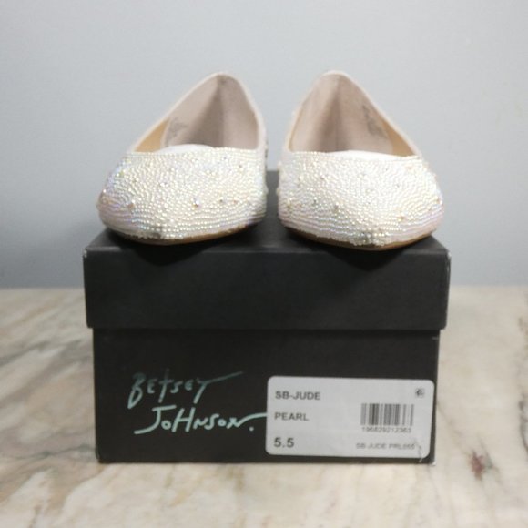 NiB - Betsey Johnson Irredecent Pearl Rhinestones Jude Ballet Flat, Pearl, 5.5 - Picture 8 of 9